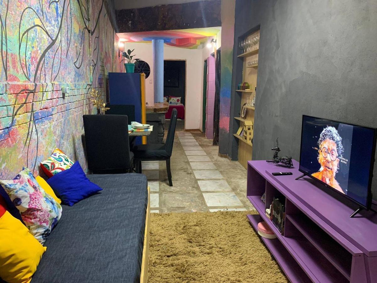 Hostel Casa Latina 렝소이스 외부 사진