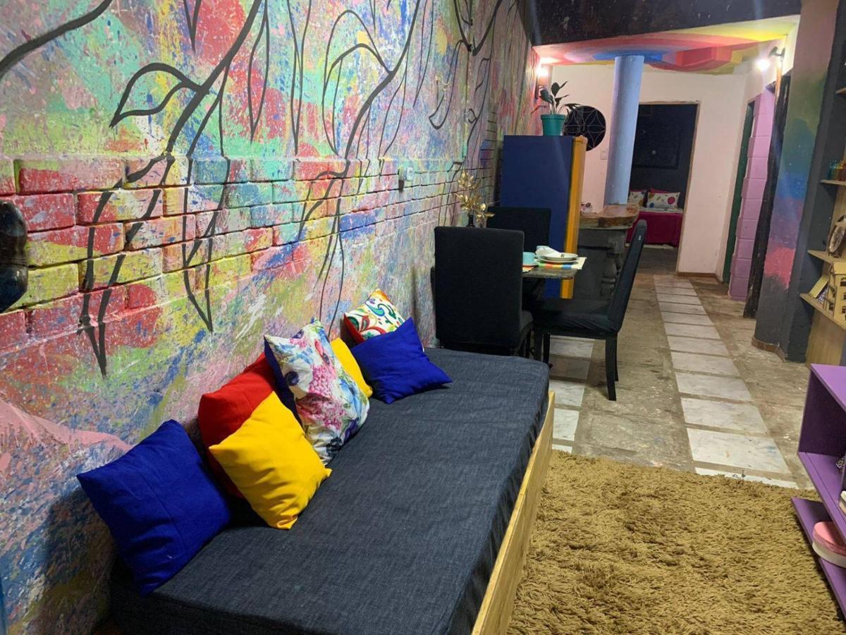 Hostel Casa Latina 렝소이스 외부 사진