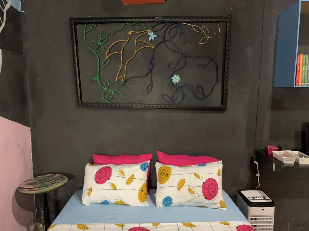 Hostel Casa Latina 렝소이스 외부 사진