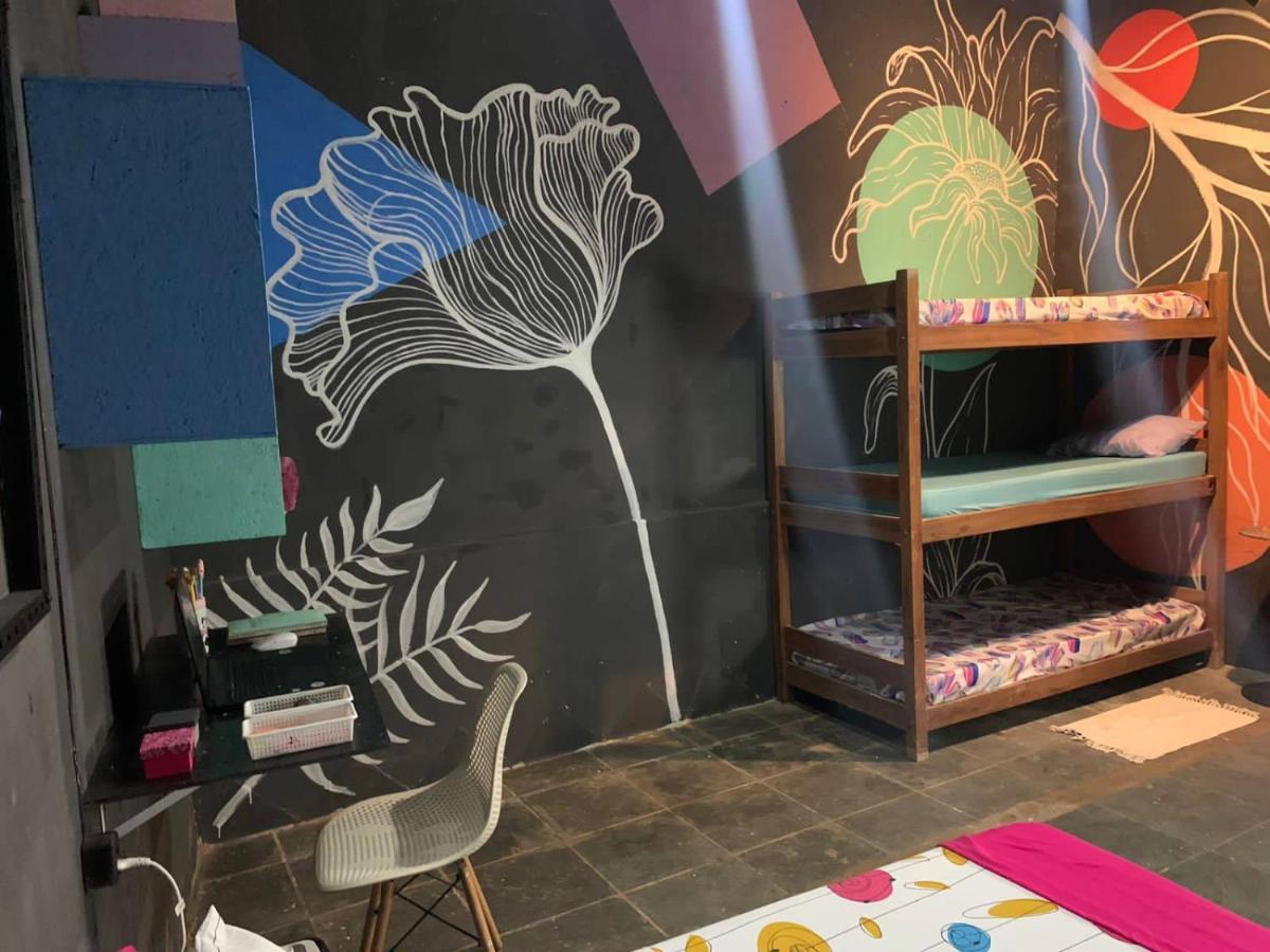 Hostel Casa Latina 렝소이스 외부 사진