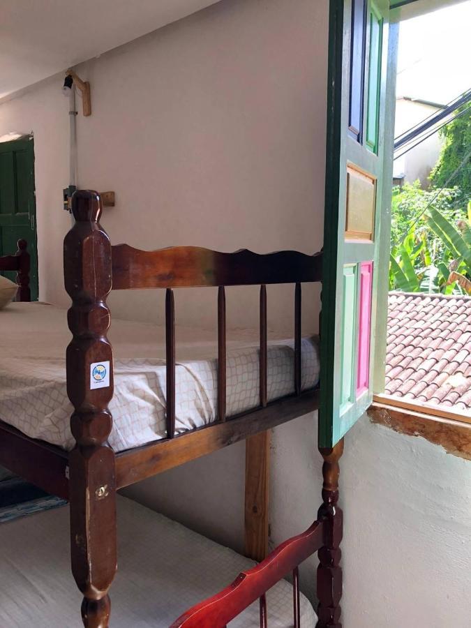 Hostel Casa Latina 렝소이스 외부 사진